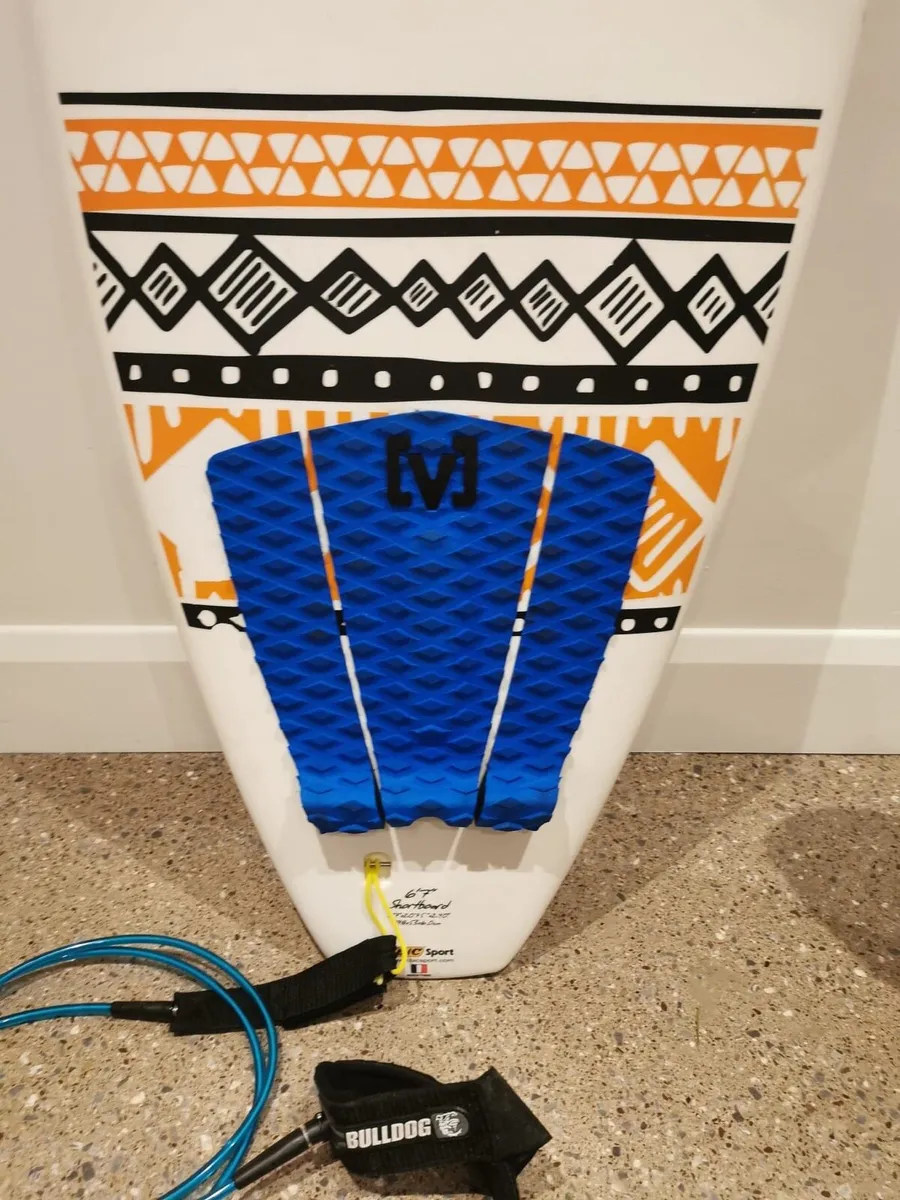 Surfboard 6’7” Bic - Image 3