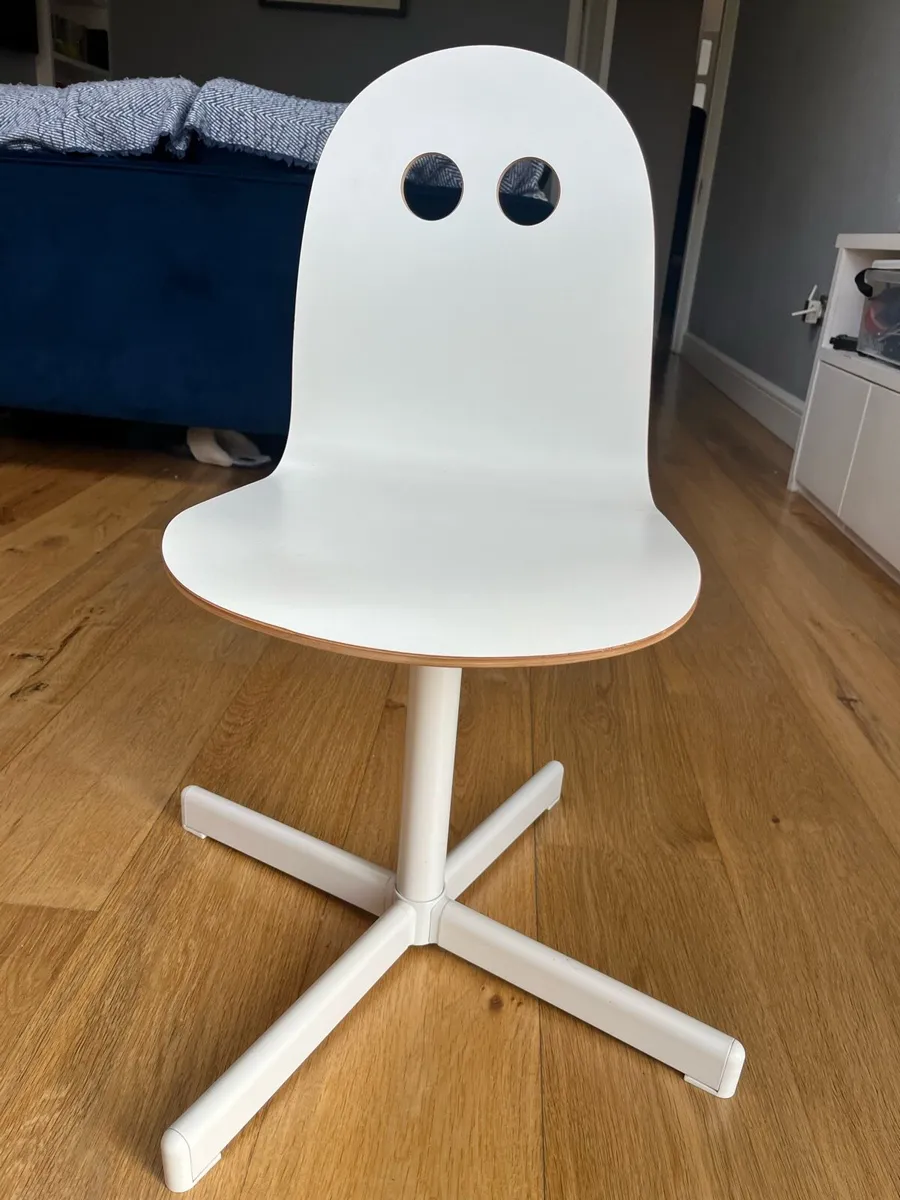Child’s Desk Chair - Image 2