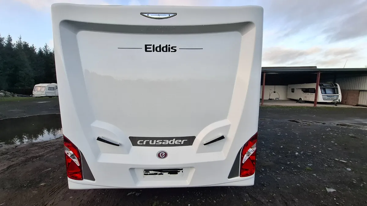 Elddis Crusader Caravan Island bed - Image 3