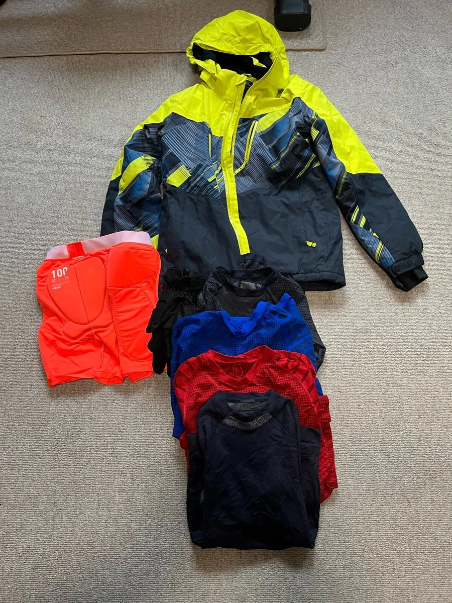 Ski clothes boys