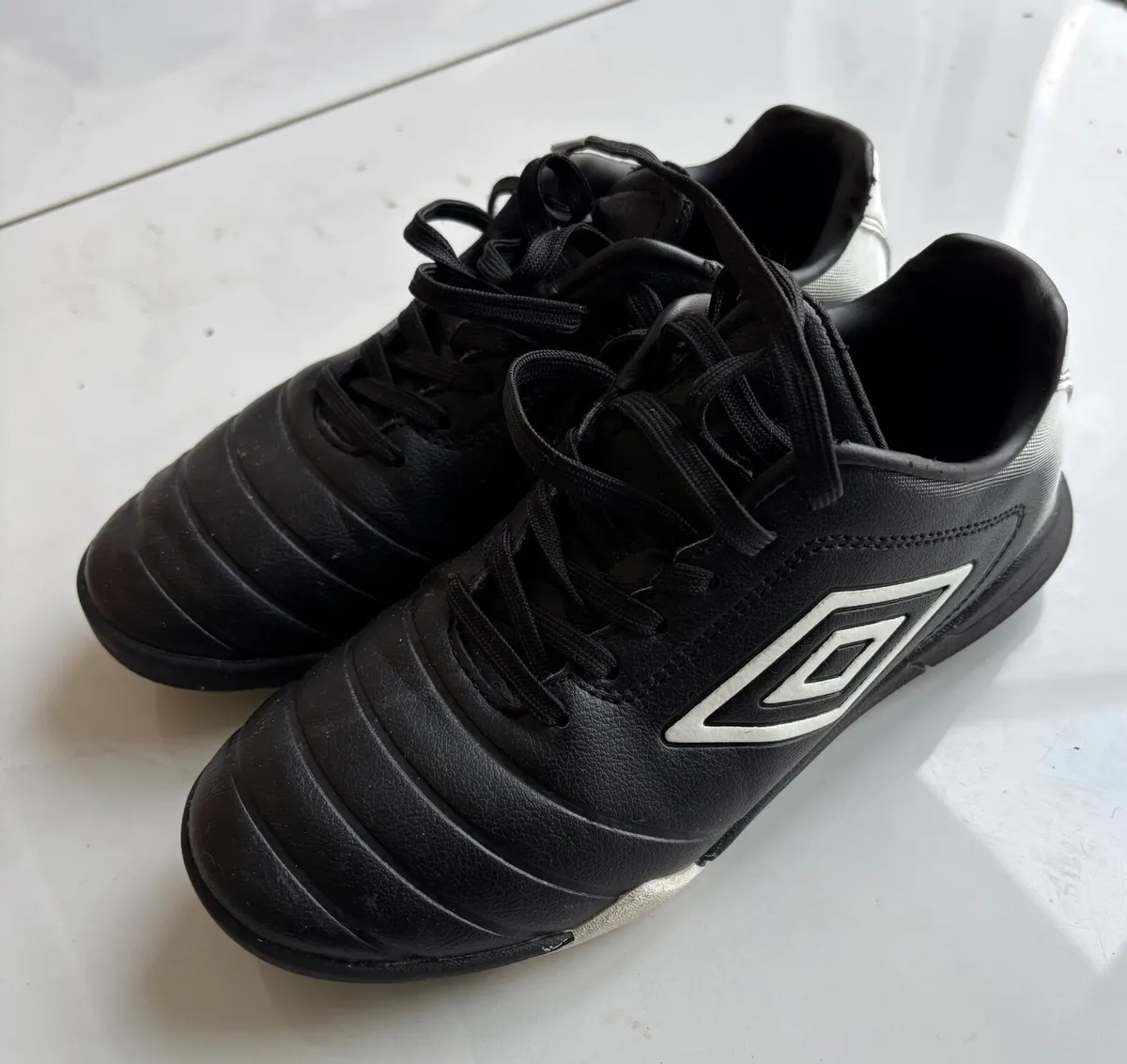 Kids Umbro Calcio Turf Football Shoes - Image 1