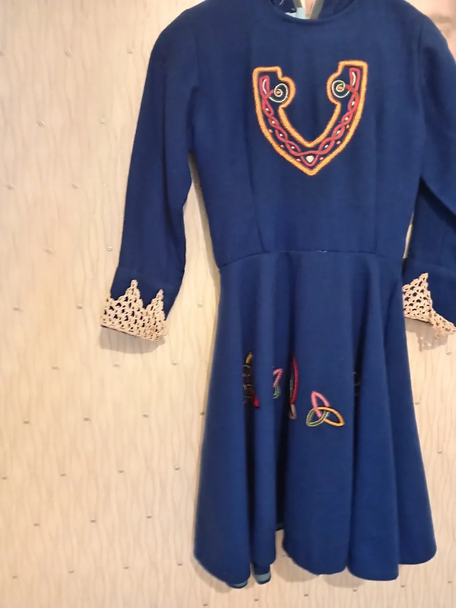 Irish dancing dress. - Image 1