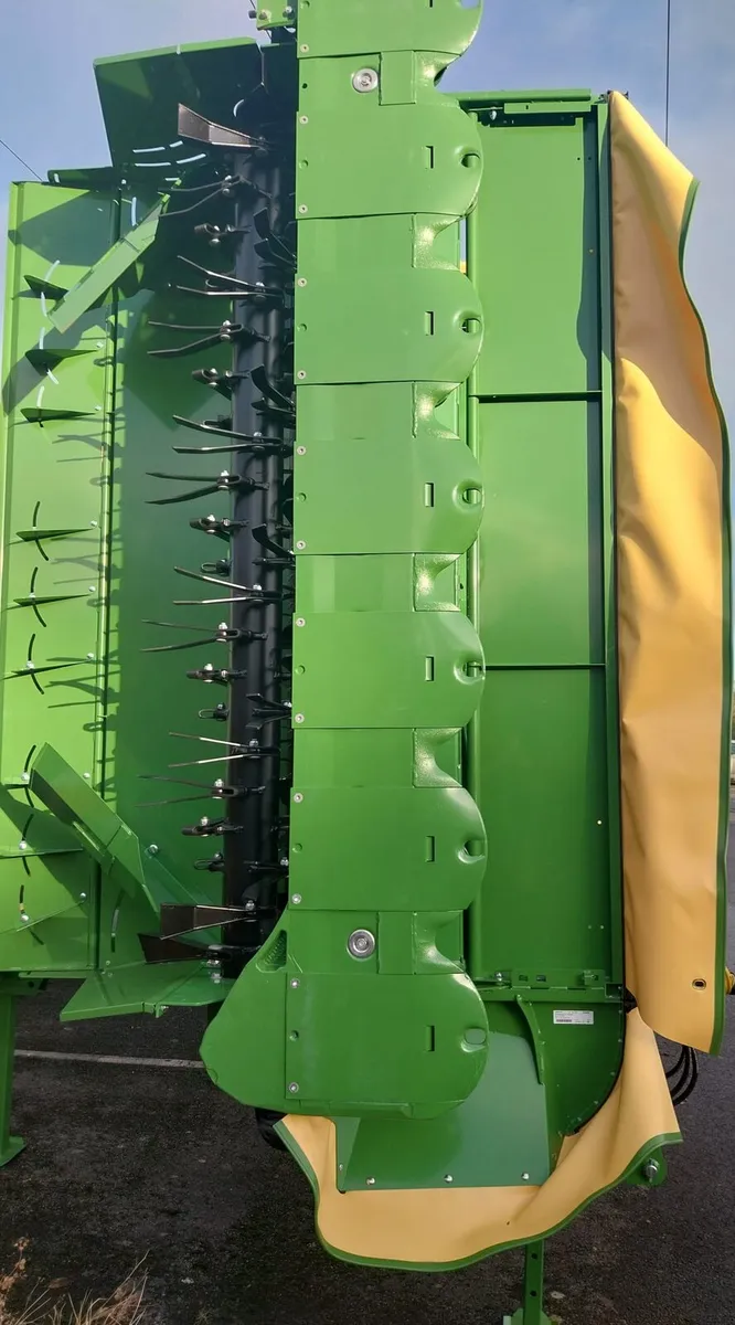 New Krone B870 Combination Mower - Image 2