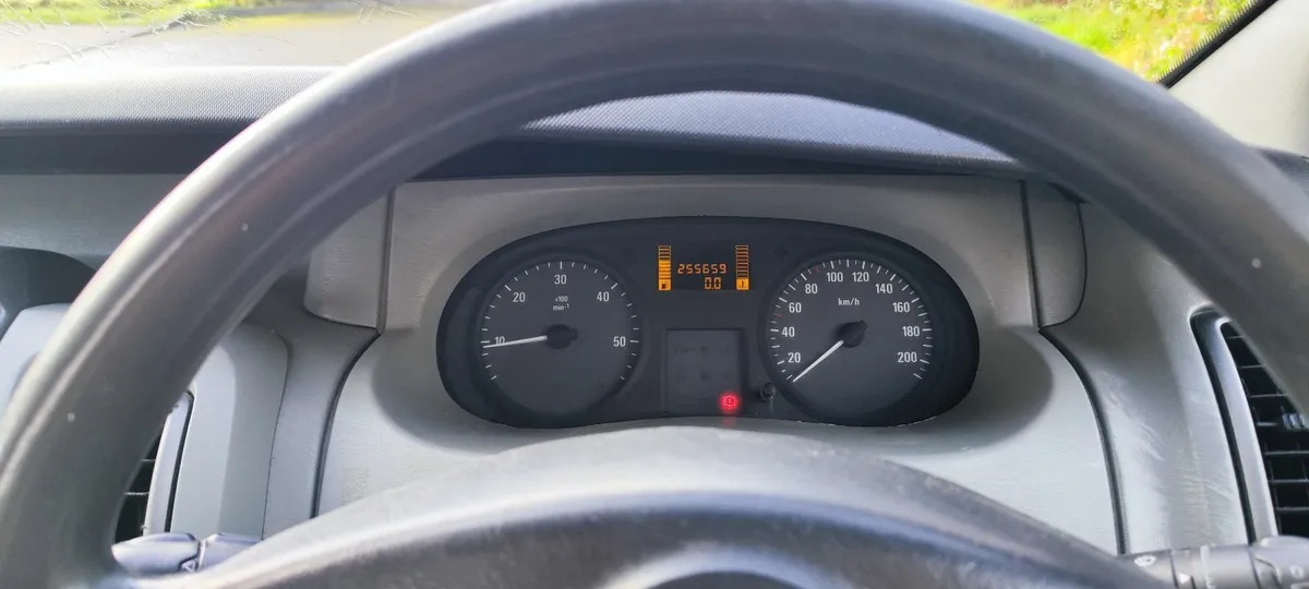 2008 Opel Vivaro 2.0 CDTI Long DOE/Tax – Extras - Image 4