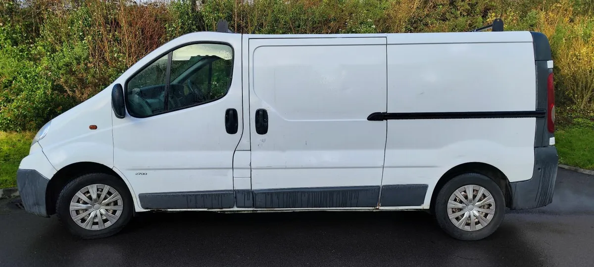 2008 Opel Vivaro 2.0 CDTI Long DOE/Tax – Extras - Image 1