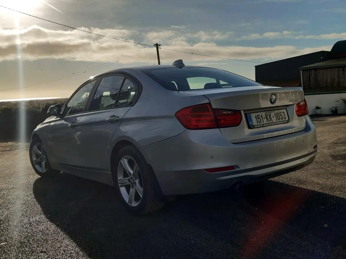 Bmw 318d - Image 2