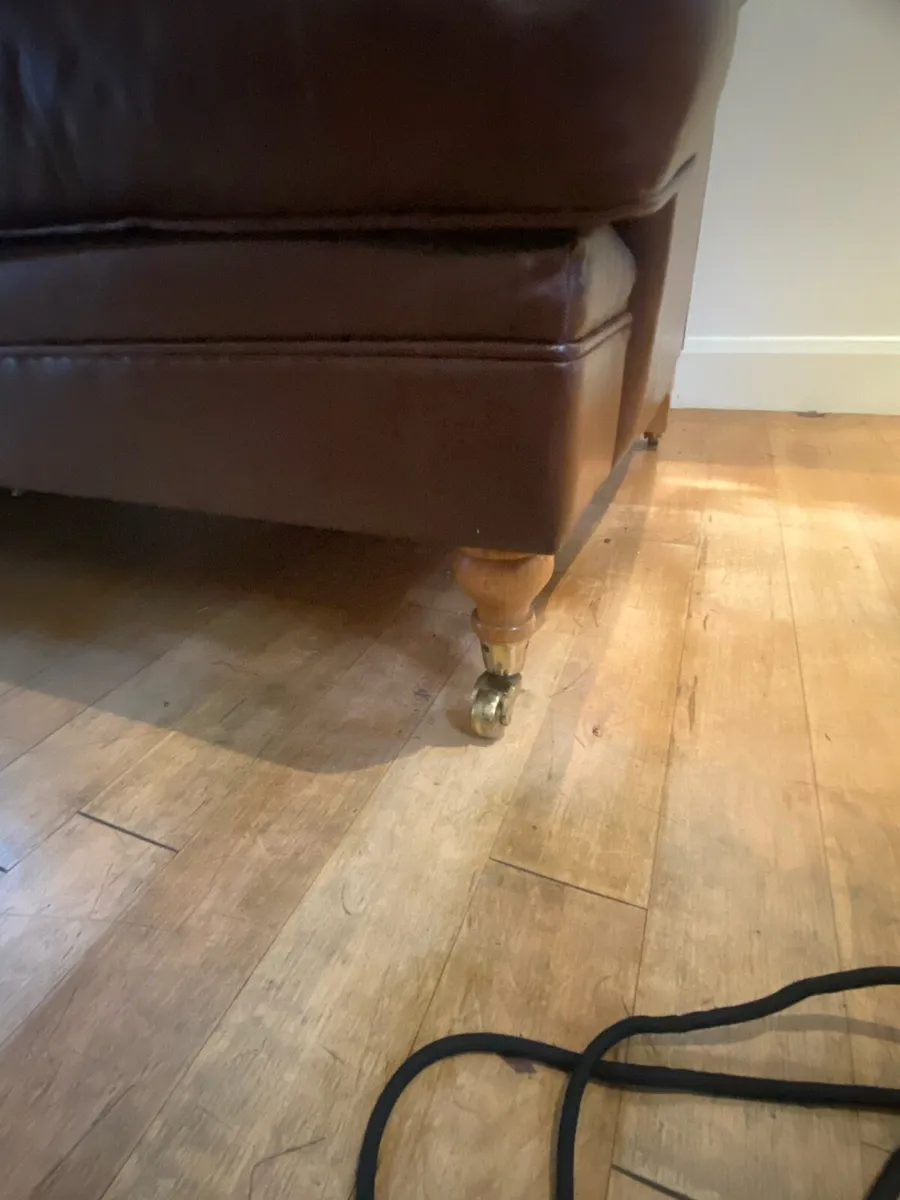 Leather couch and chair - Image 4