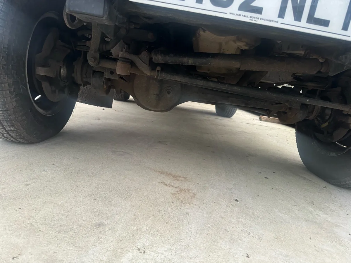 Land Rover Defender 90 TD5 - Image 4