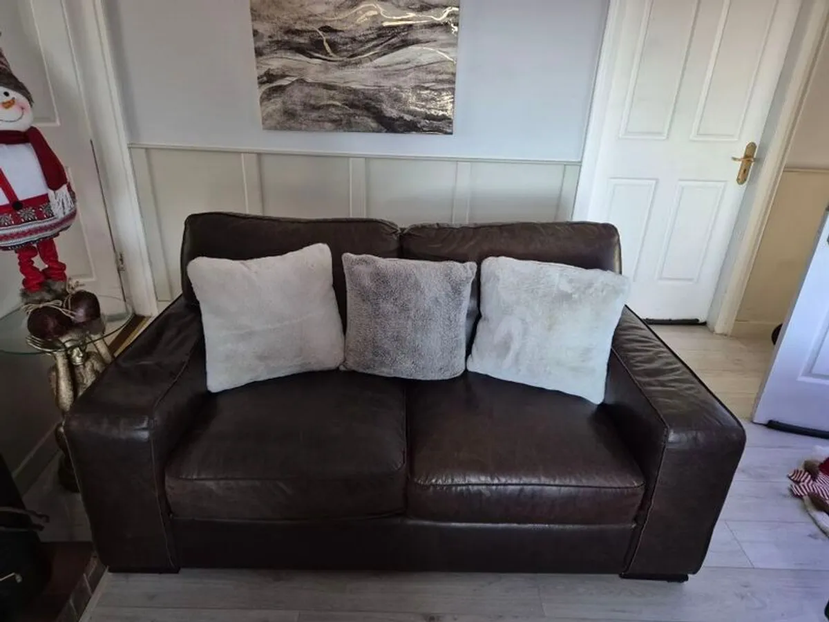 3 + 2 Seater Natuzzi Vincenzo real italian leather - Image 2