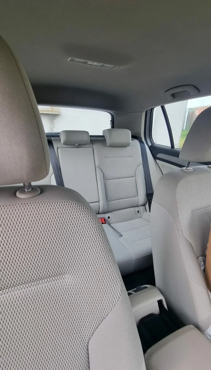 Volkswagen Golf Comfortline Petrol 1.2 TSI (AUTO) - Image 2