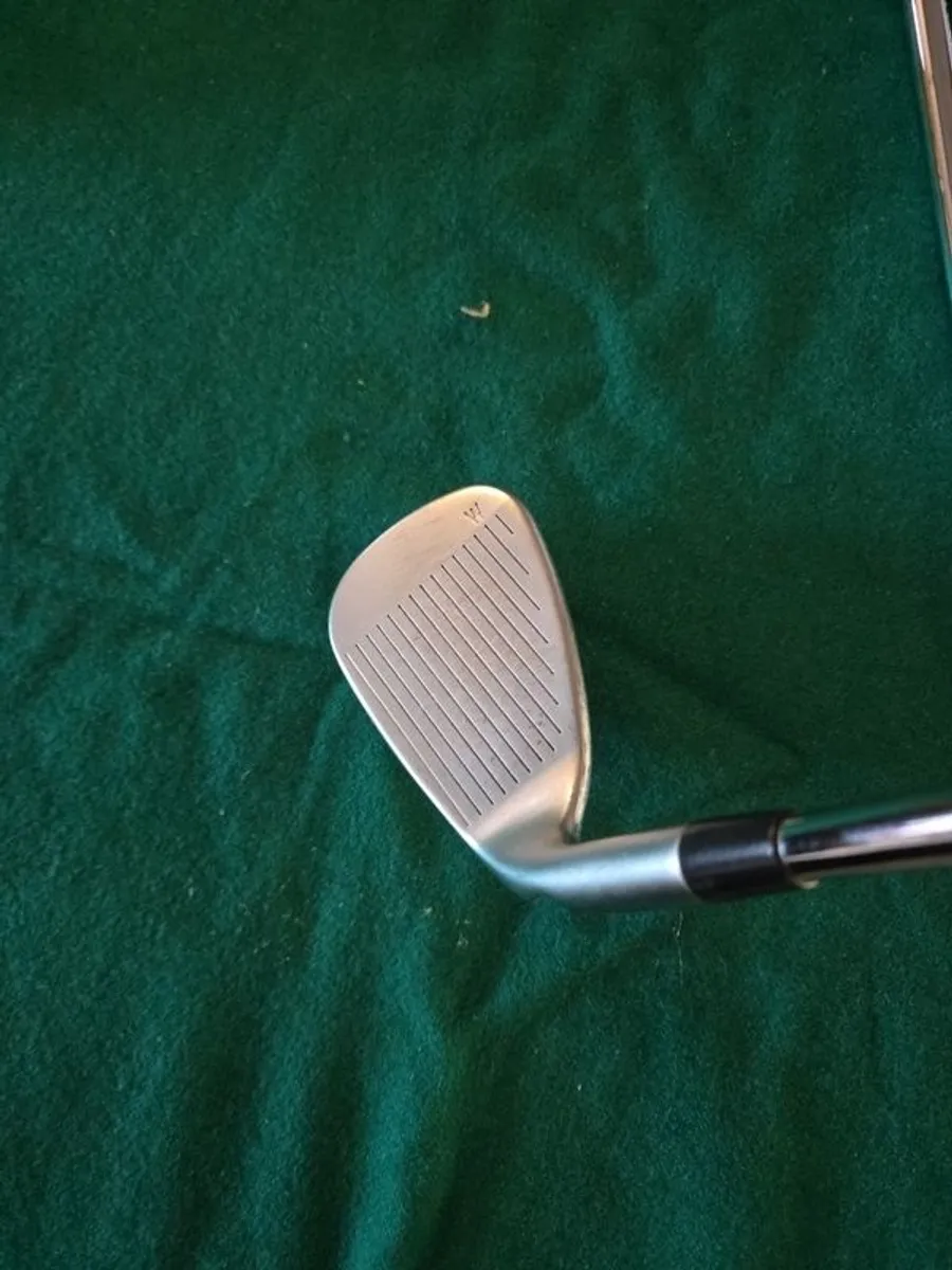 Ping g400 irons - Image 2