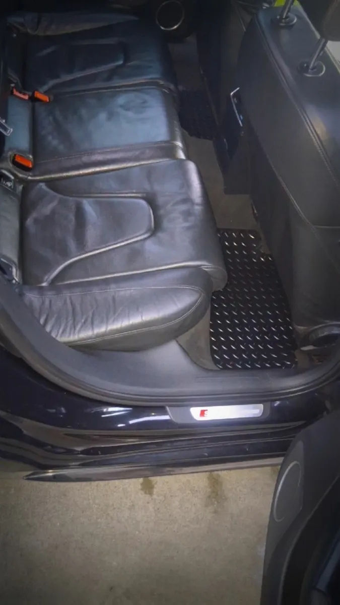 Audi A4 2010 - Image 3