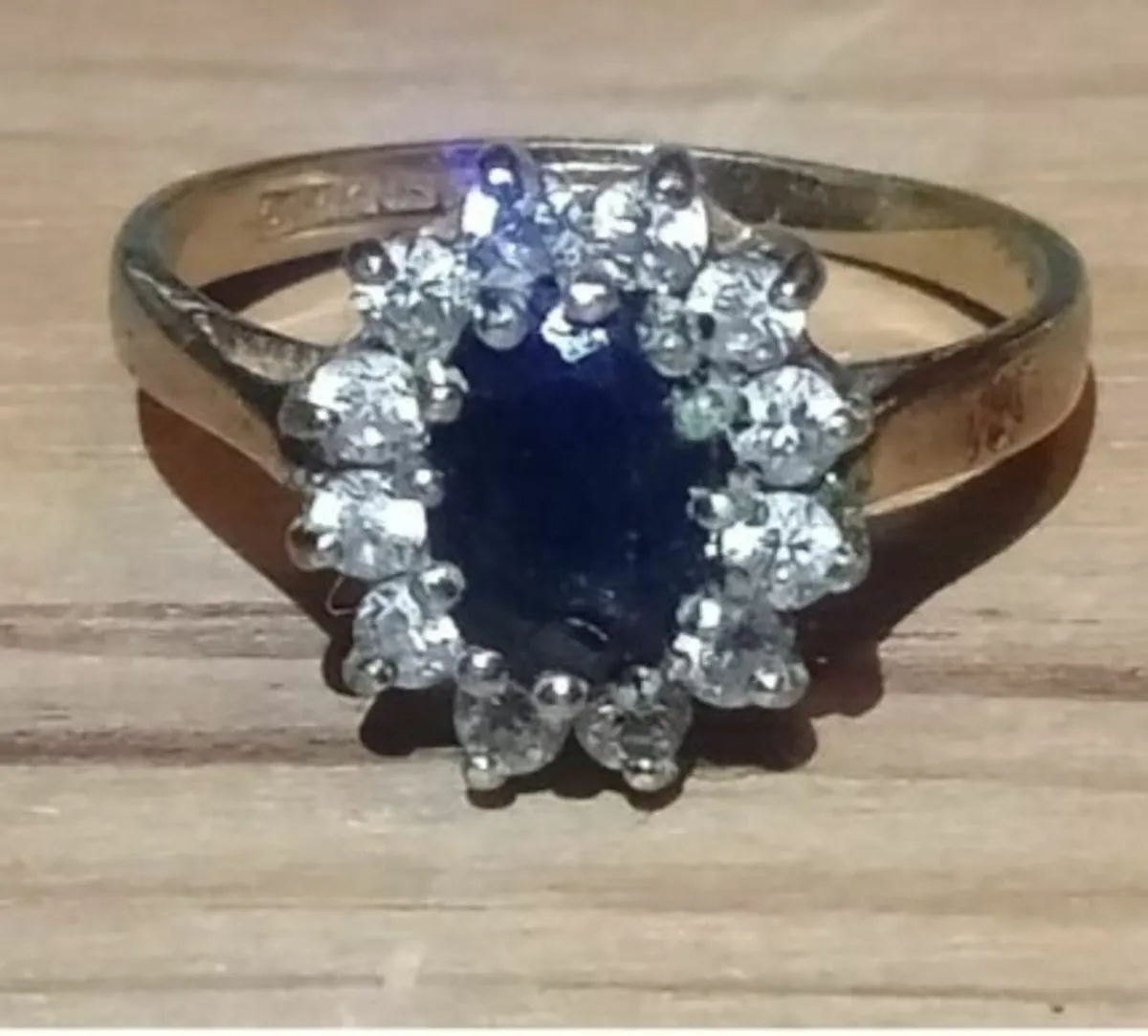 Stunning sapphire ring - Image 1