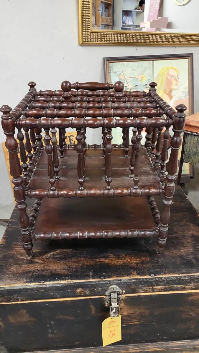 Rare napoleon lll fruit wood bobbin Canterbury - Image 1