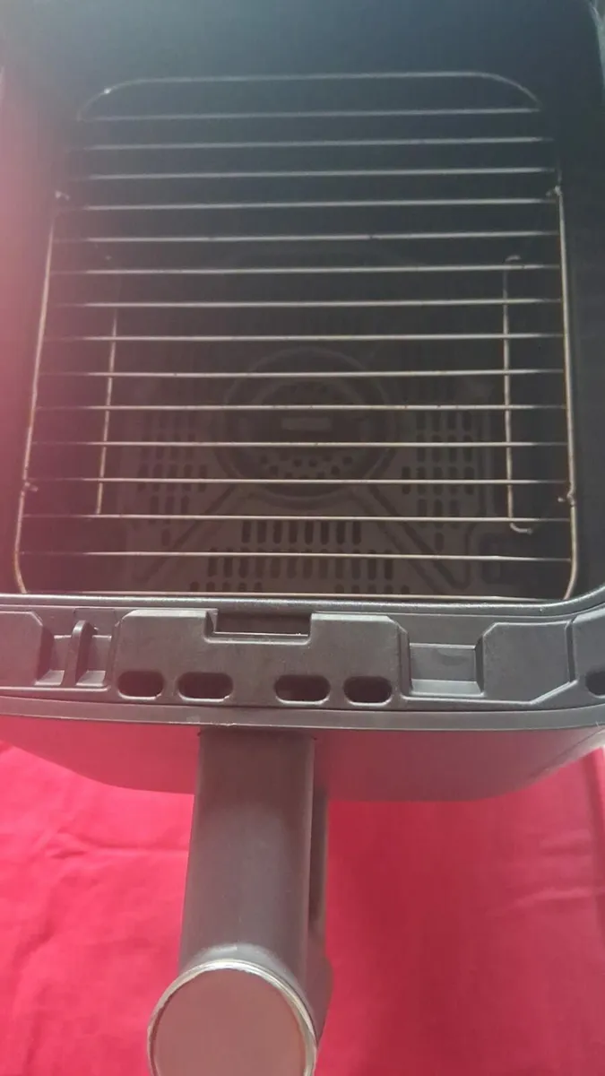 Air fryer - Image 2