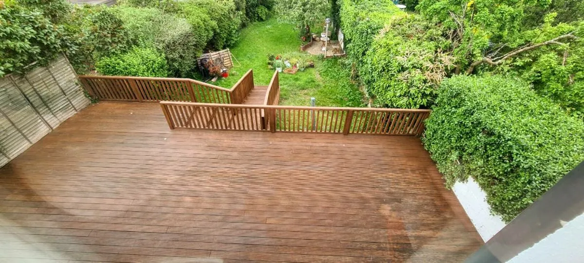 Beautiful wooden decking, railings and steps - Image 1