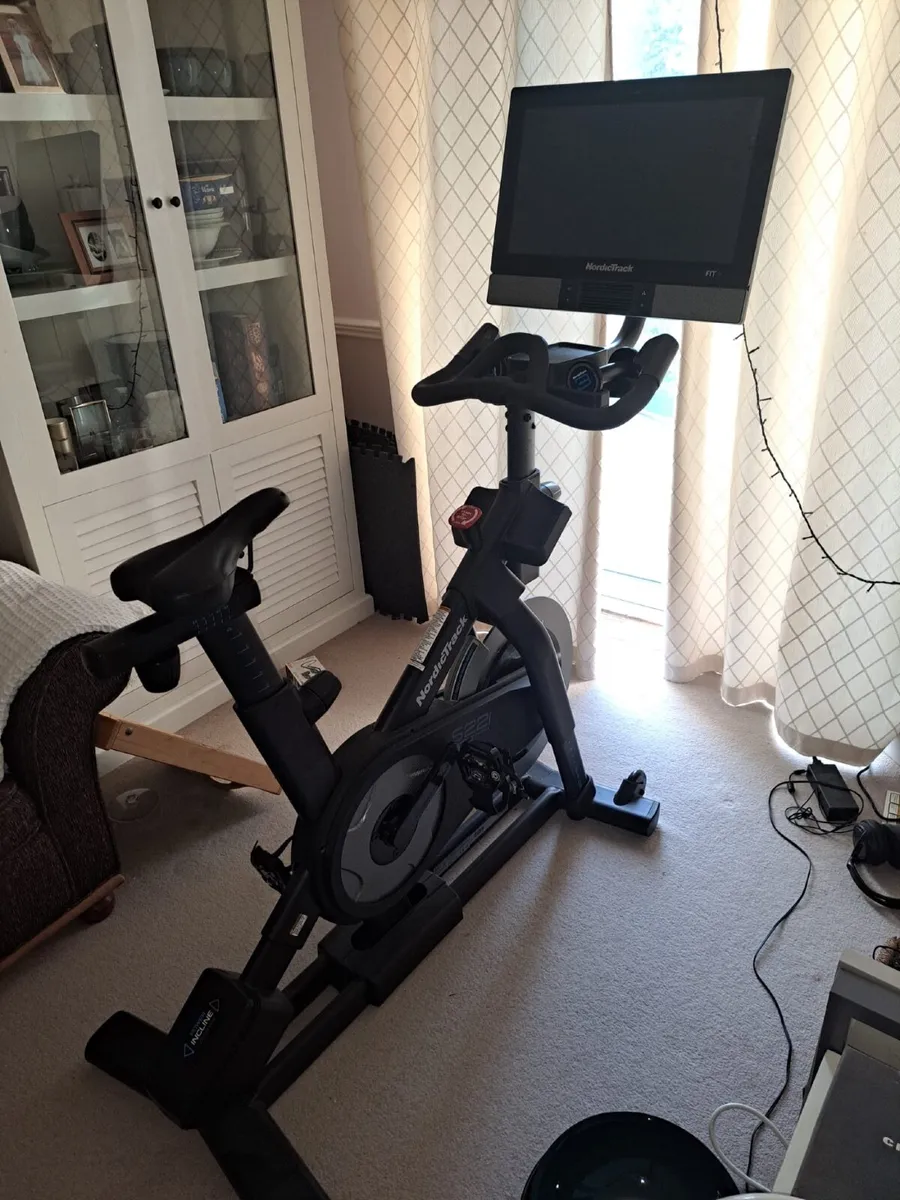 Nordic Track s22i studio bike - Image 2