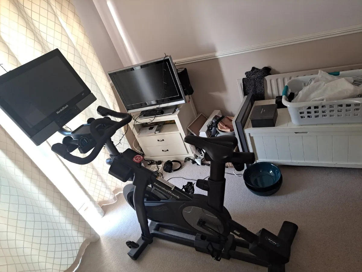 Nordic Track s22i studio bike - Image 3