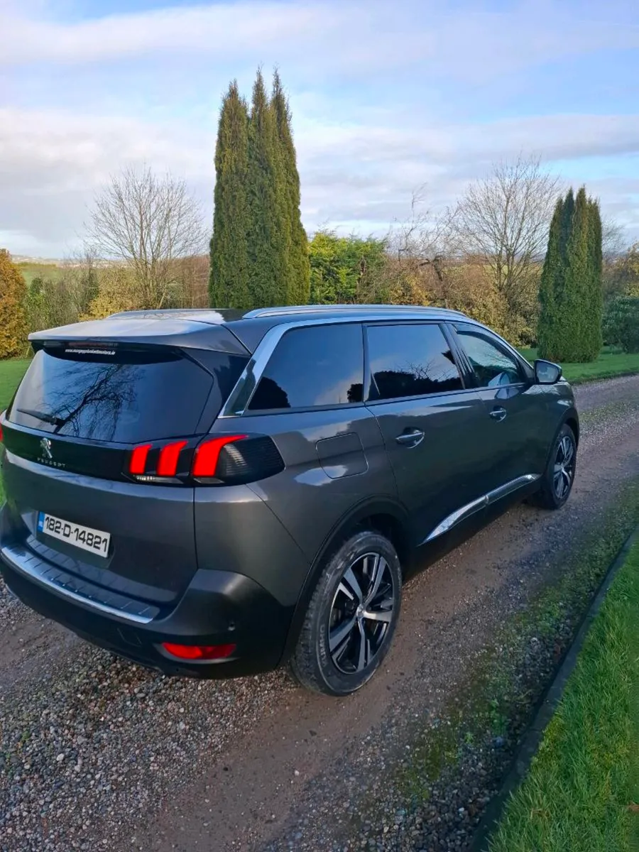Peugeot 5008 - Image 2