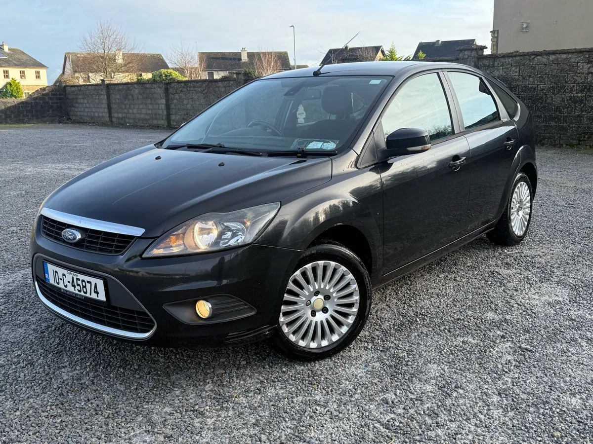 2010 Ford Focus Titanium 1.6 Petrol - Image 1