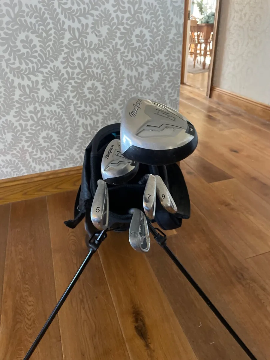 Kids golf set - Image 1