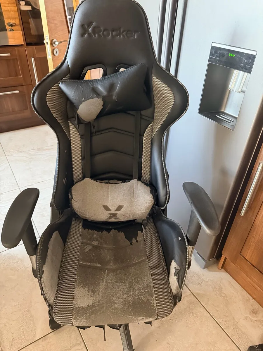 Free Gaming chair
