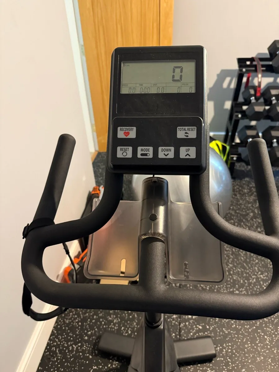 Hit Fitness G8 Pro Indoor Exercise Bike - Image 3