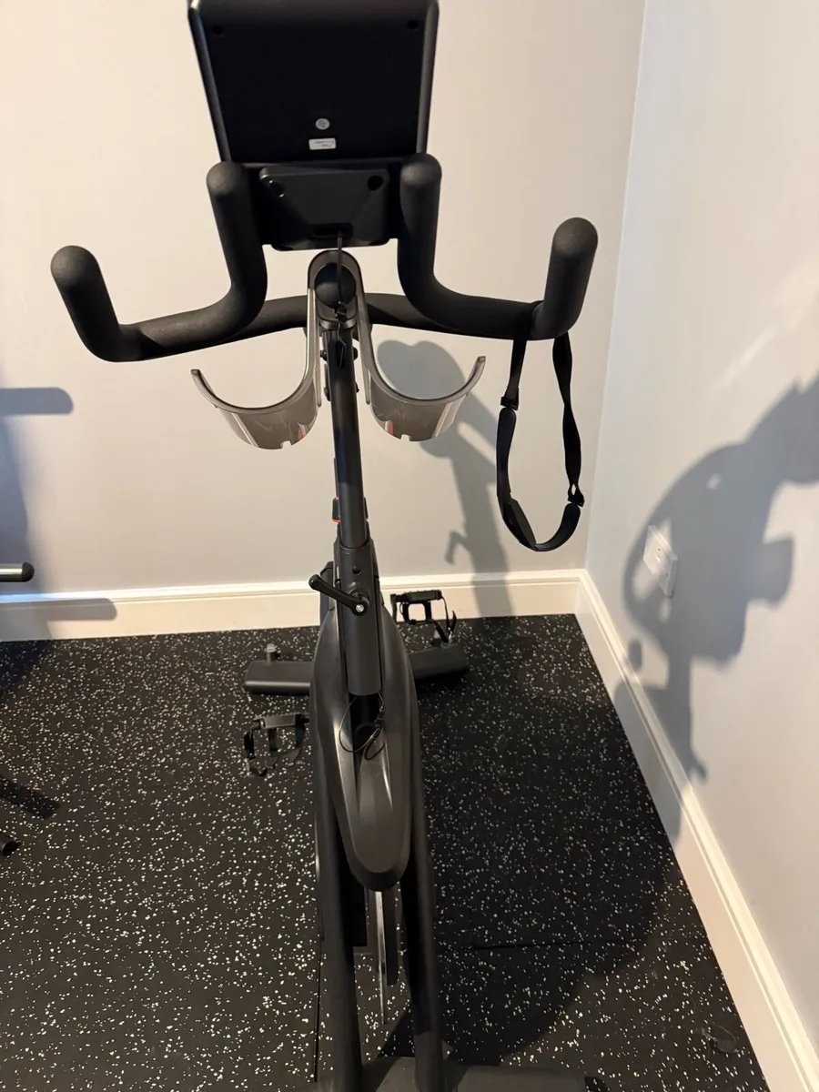 Hit Fitness G8 Pro Indoor Exercise Bike - Image 4