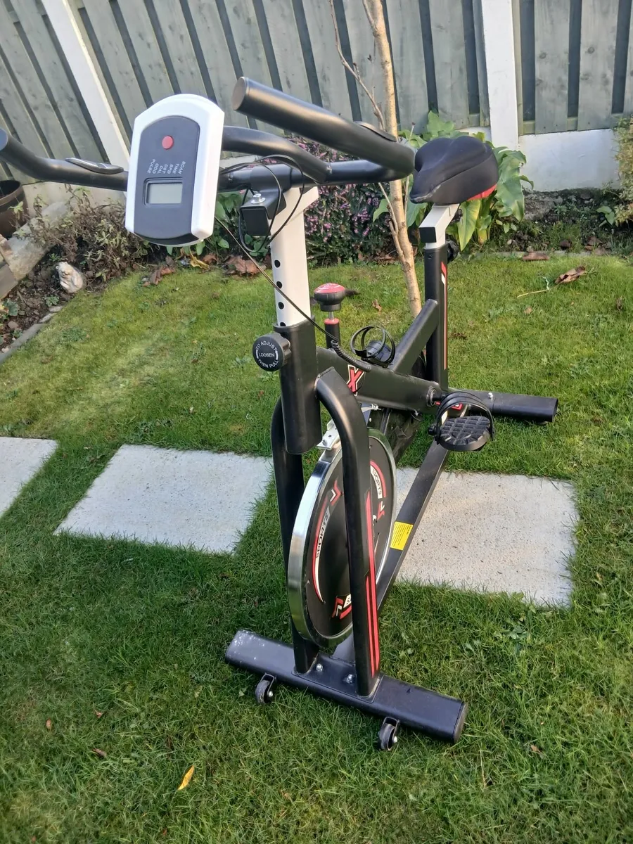 Exercise bike - Image 2