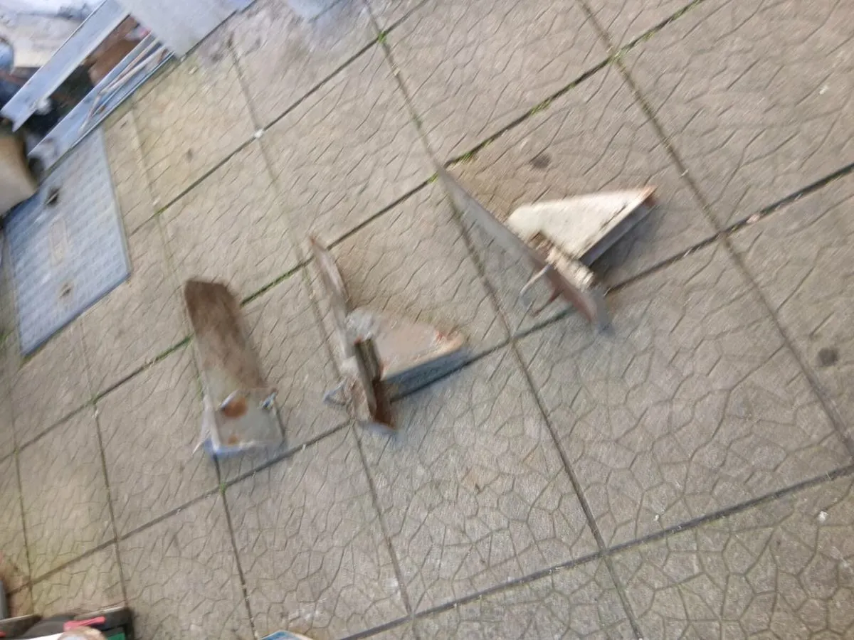 Strong boys x3 - Image 1