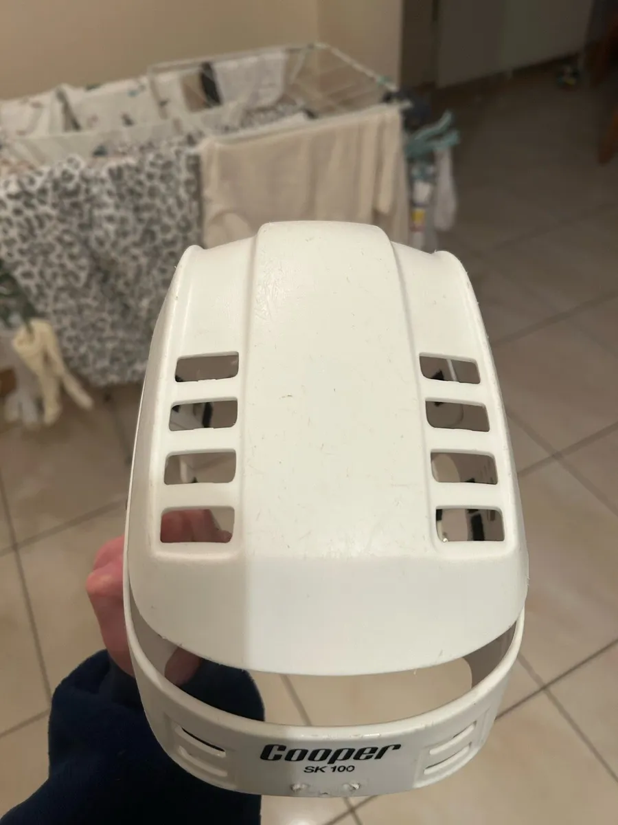 Hurling helmets - Image 3