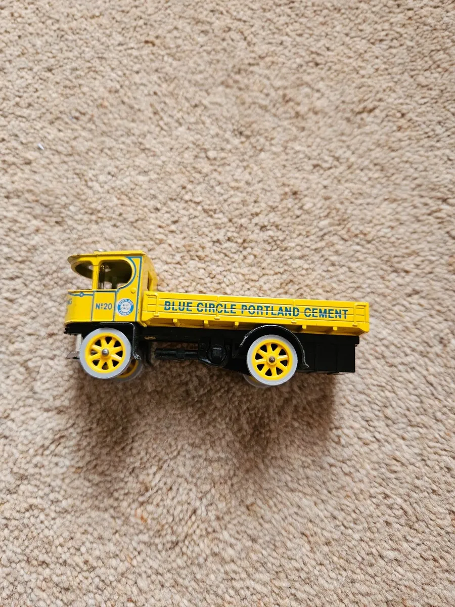 Matchbox Yesteryear Steam Truck - Image 1