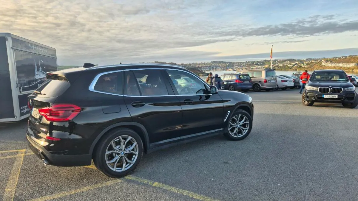BMW X3 - Image 1