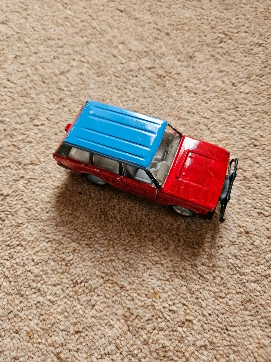 Matchbox Superkings Range Rover Circus - Image 2