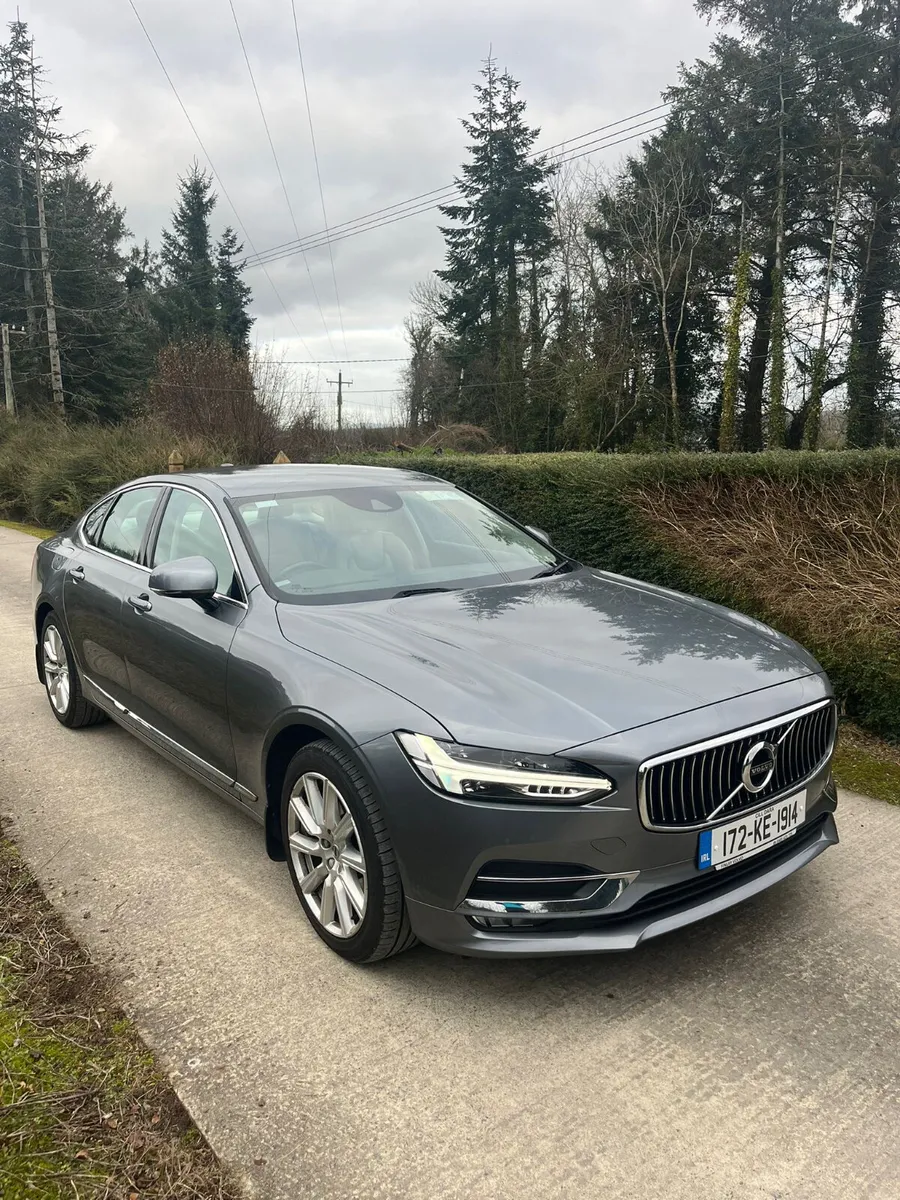Volvo S90 2017 - Image 2
