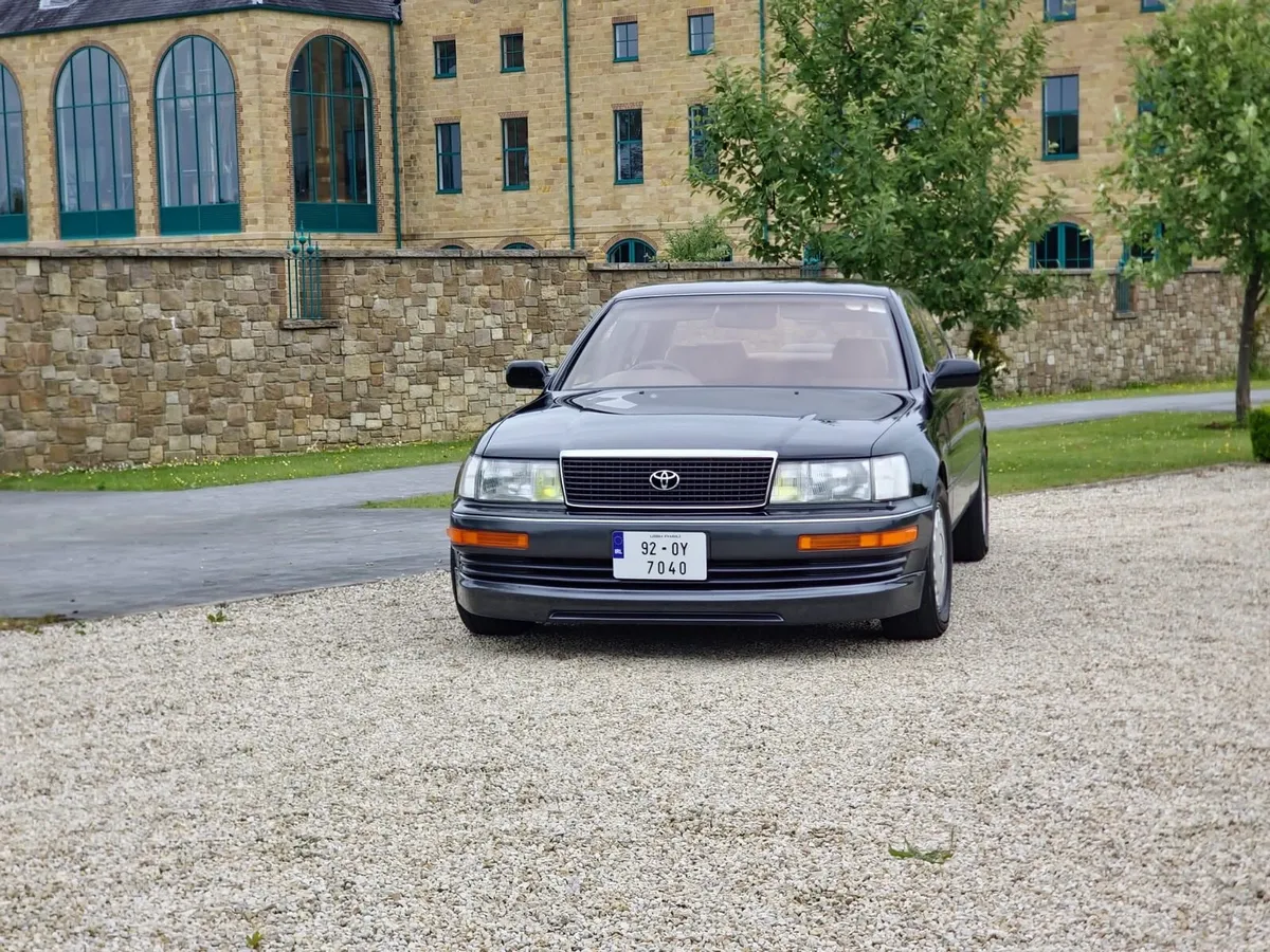 1992 Toyota Celsior Ucf11 - Image 2