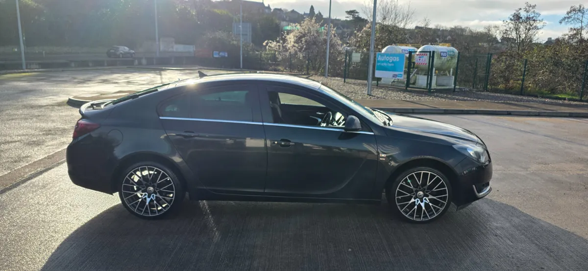 Vauxhall Insignia SRI New NCT 07.27 - Image 4
