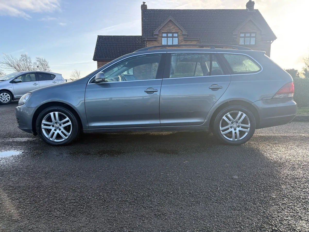 2011 VW Golf TDI Diesel Estate,Driving, - Image 4