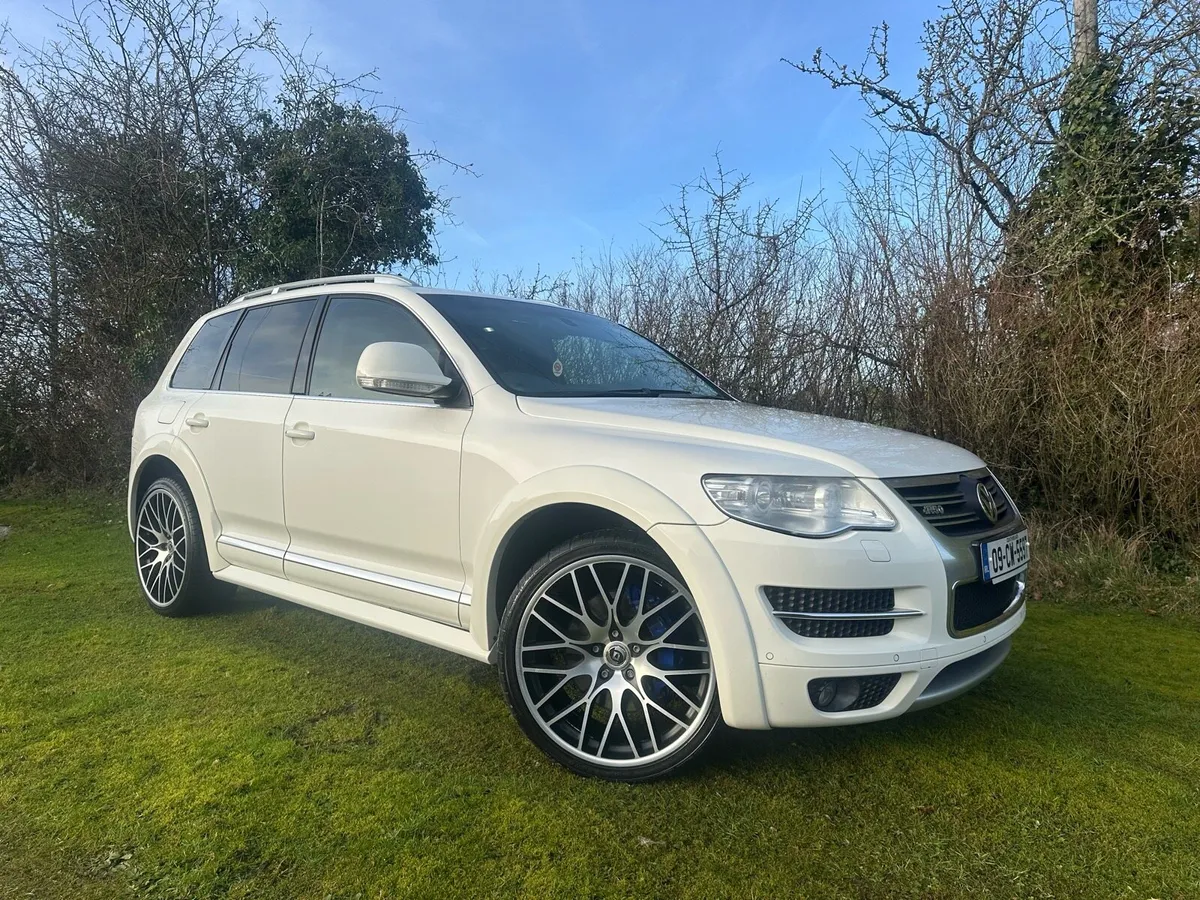 Volkswagen R50 Touareg V10 5.0 Tdi - Image 1