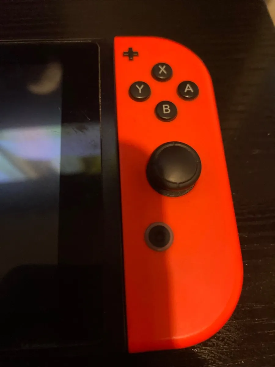 Nintendo Switch - Image 4