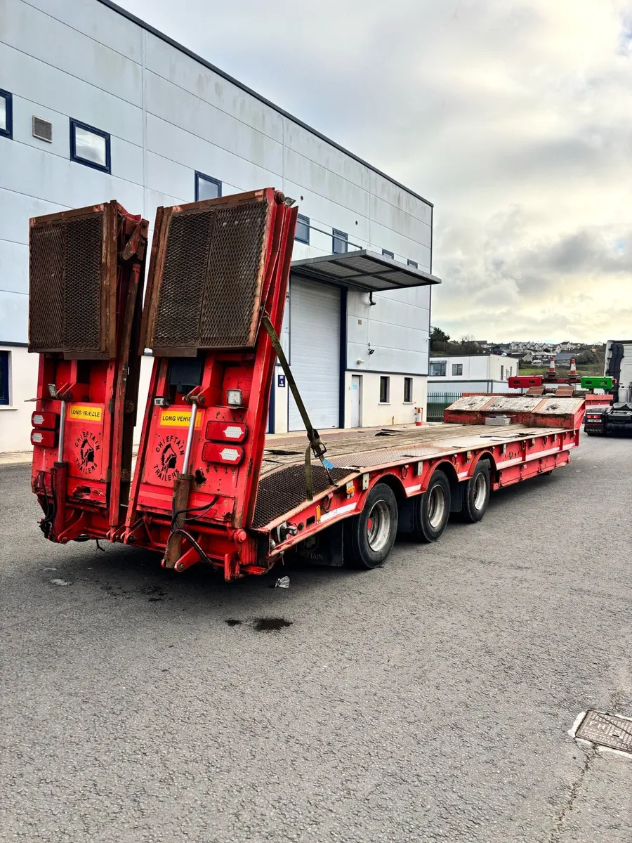 Chieftain Low Loader - Image 1