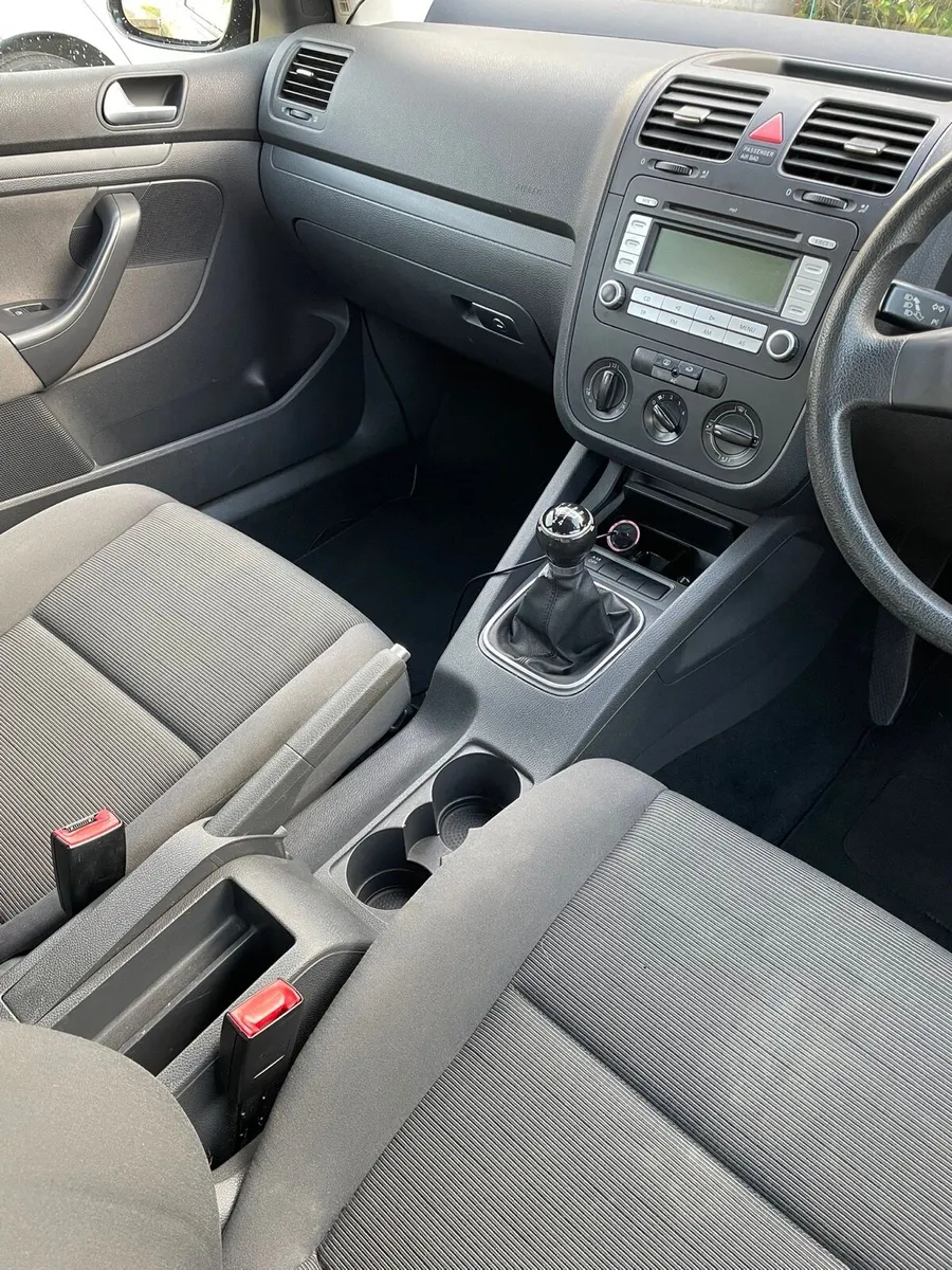 Volkswagen Golf - Image 3