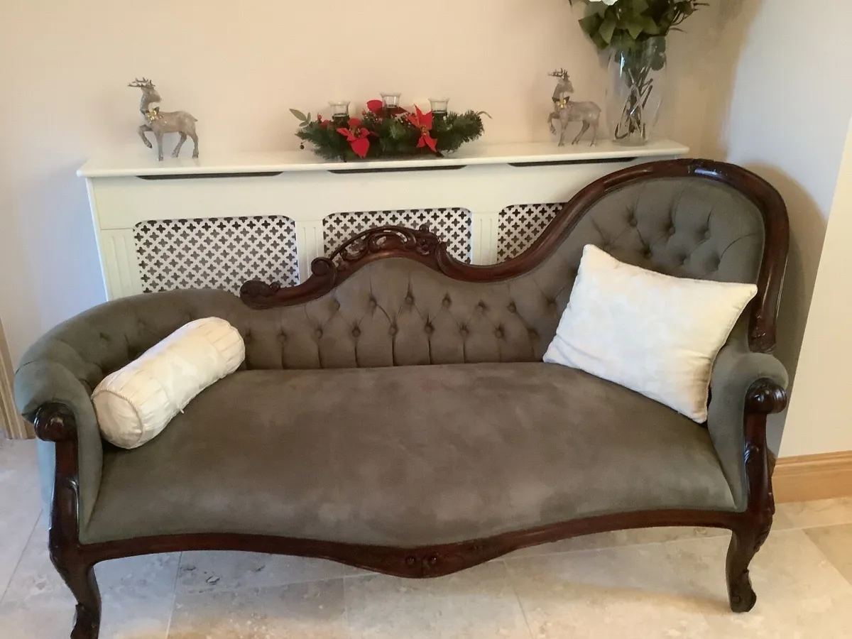 Chaise Longe - Image 1