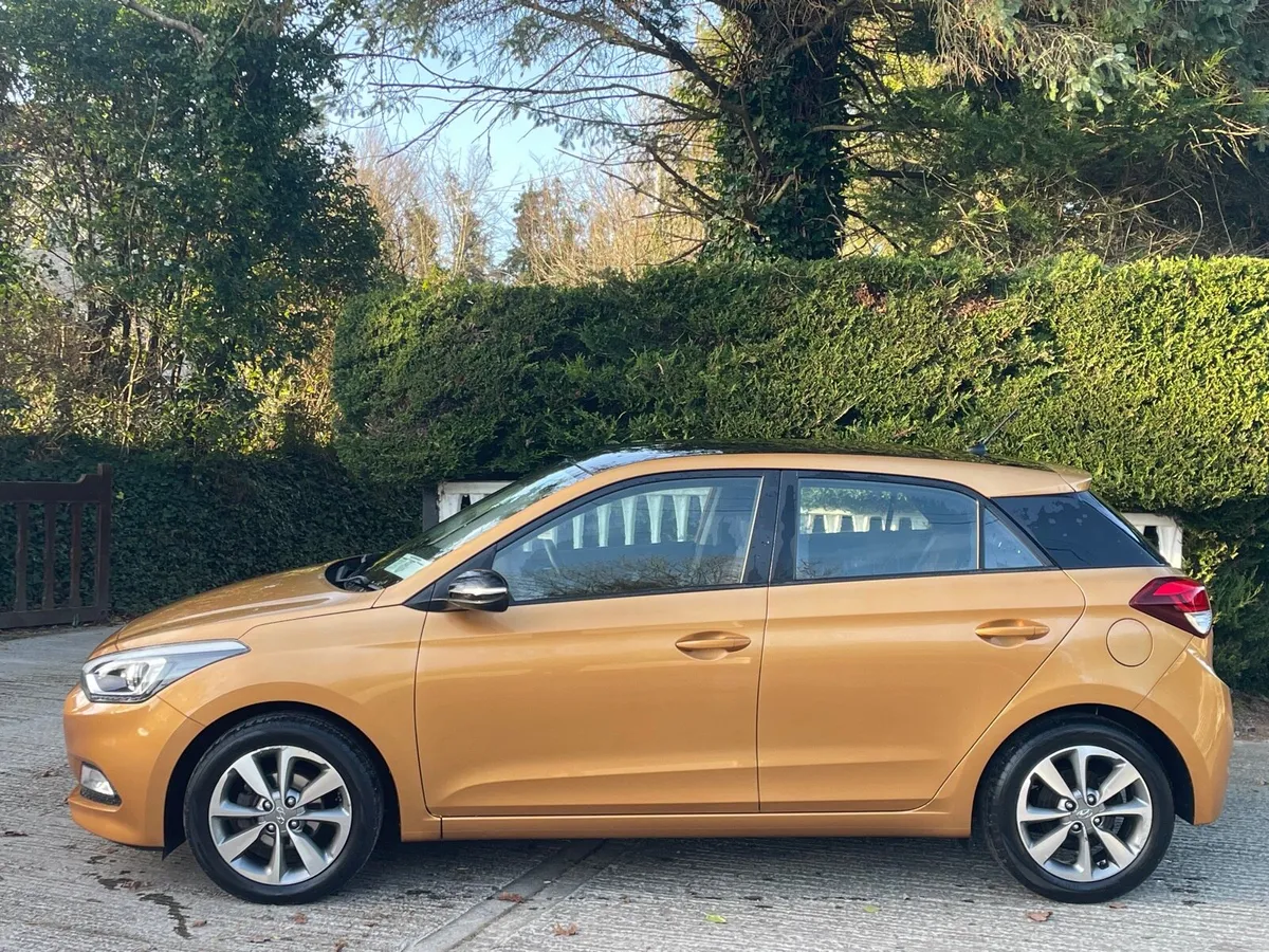 * Hyundai I20 .. ‘2015 .. 1.2 Petrol .. Mint * - Image 4