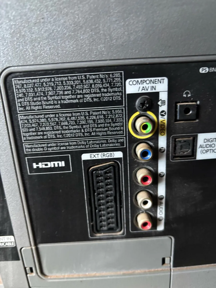 32 inch Television - Image 4