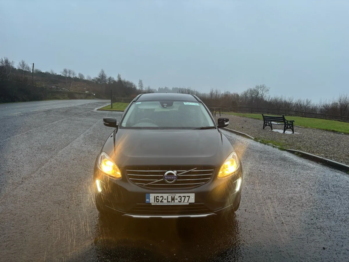 2016 VOLVO XC60 2.0 D4 SE NAV 190BHP - Image 2