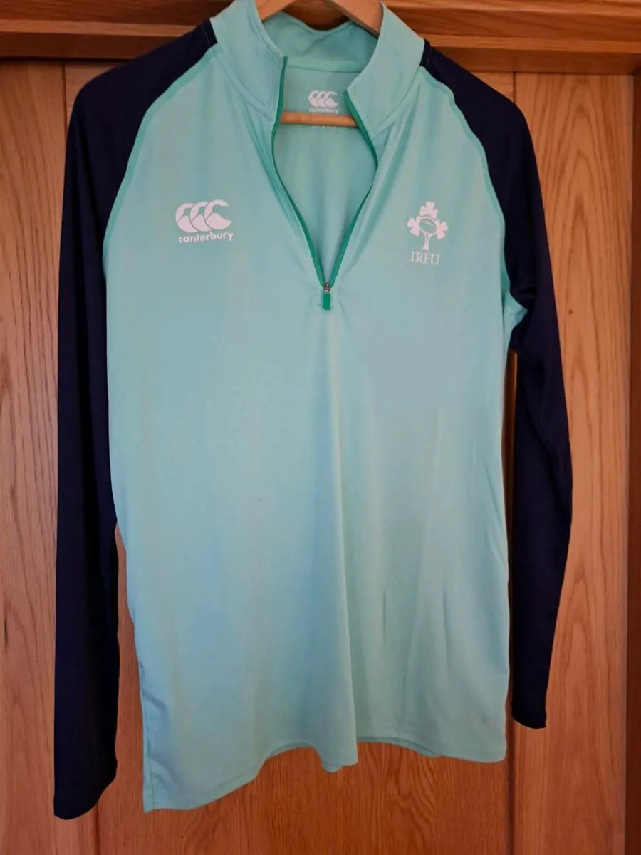 Irish Rugby Caterbury Zip Top-Size Small - Image 1