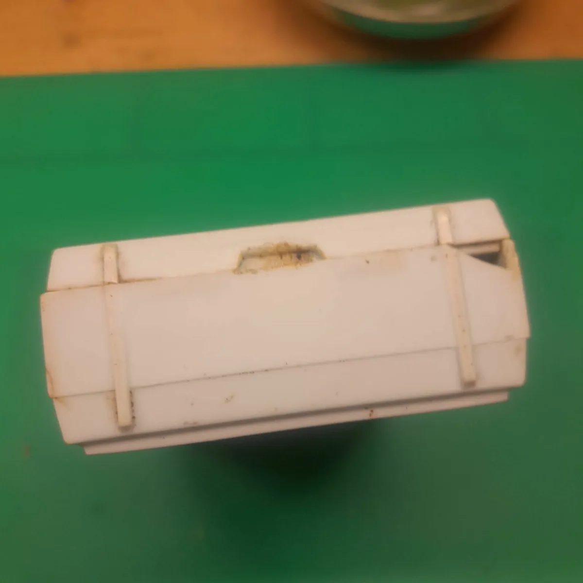 Sharp Solid State 6 Transistor BP-101 Pocket Radio - Image 2