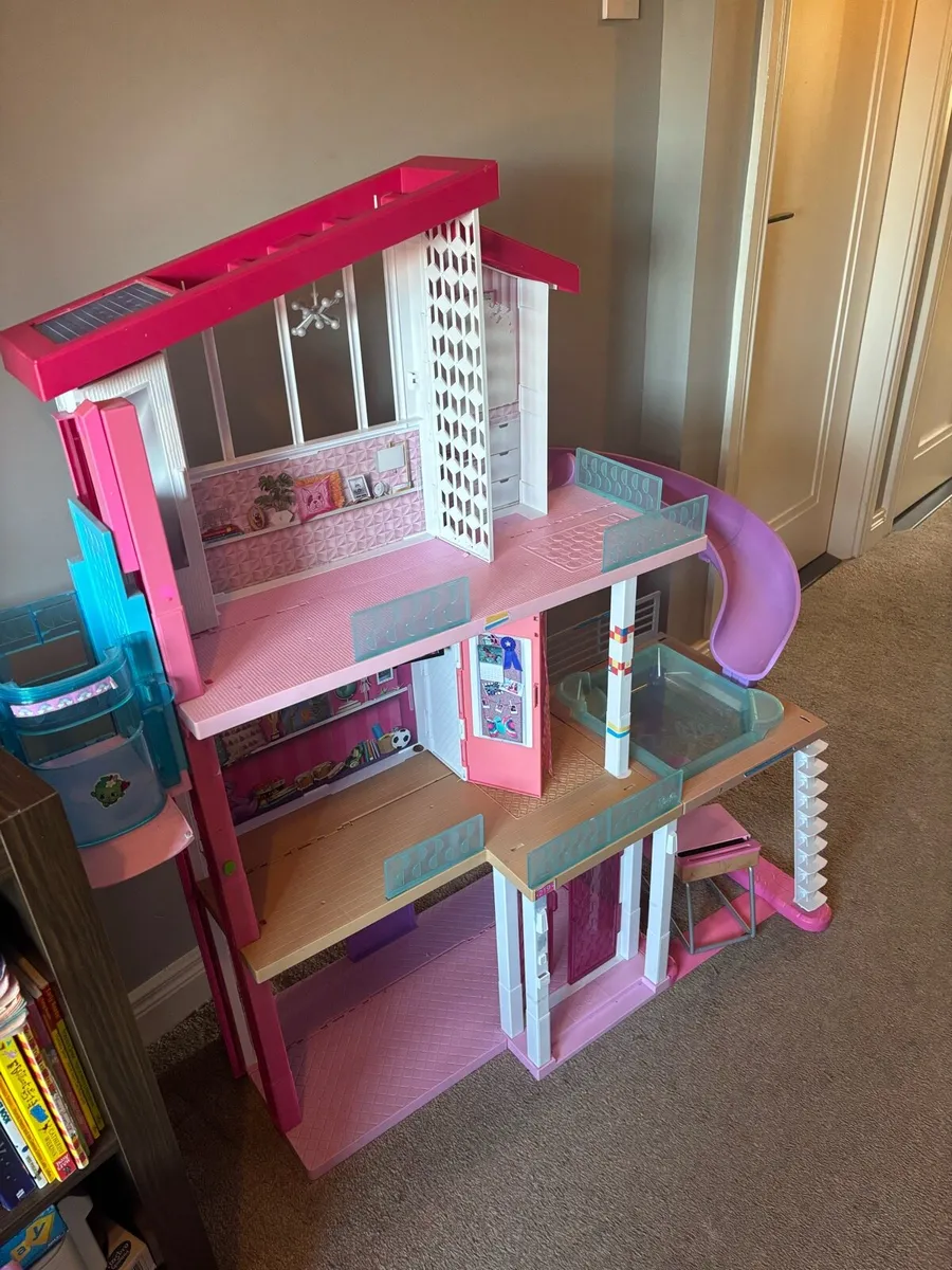 Barbie Dolls house - Image 2