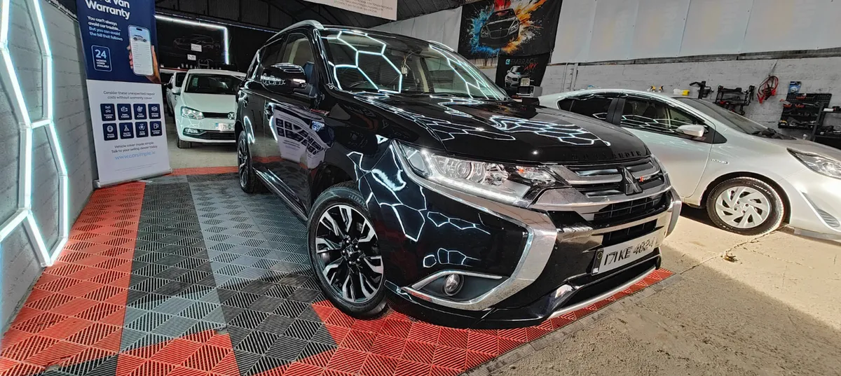 2017 Mitsubishi Outlander (Deposit Paid) - Image 3